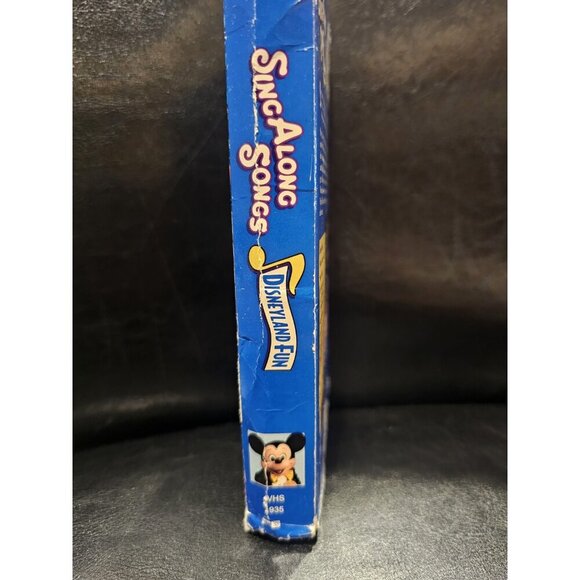 Disney Sing Along Songs Disneyland Fun Its a Small World VHS Home Video Vintage - Picture 6 of 6